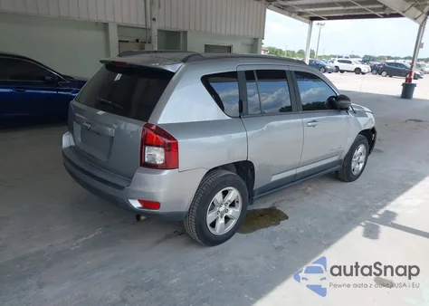 2015 Jeep Compass Sport z USA, uszkodzony, nr VIN 1C4NJCBA2FD156097